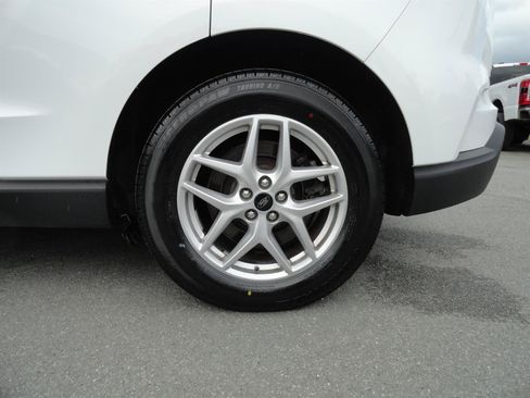 Certified 2024 Ford Edge SEL AWD/4WD image 9