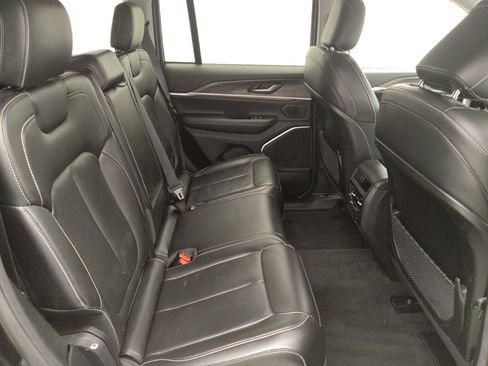 Used 2022 Jeep Grand Cherokee Limited RWD image 19