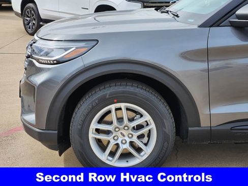 New 2026 Ford Explorer Active w/ Active Comfort Package RWD image 9