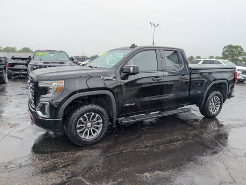 Used 2019 GMC Sierra 1500 AT4 w/ AT4 Premium Package AWD/4WD image 4