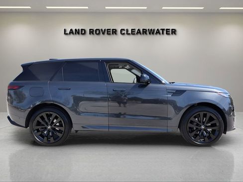 Used 2025 Land Rover Range Rover Sport Dynamic SE image 5