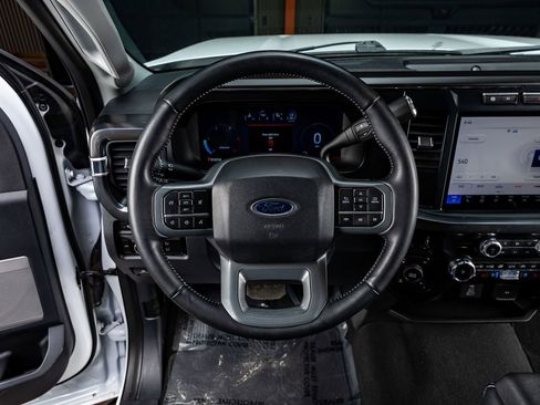 Used 2024 Ford F250 Lariat w/ Sport Appearance Package image 18