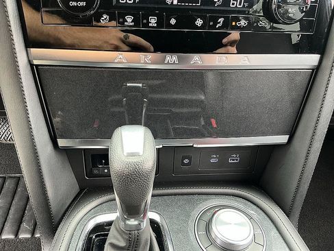 Used 2023 Nissan Armada SL w/ Midnight Edition Package AWD/4WD image 19