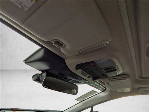 Certified 2024 Subaru Crosstrek 2.0i Premium image 20