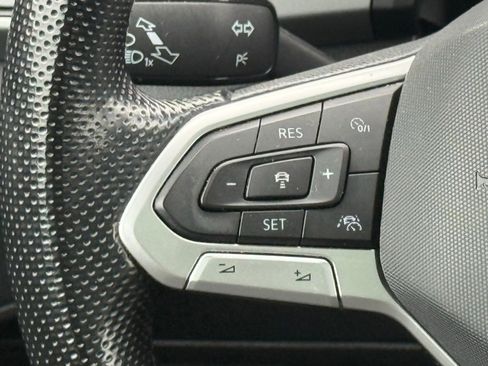 Used 2021 Volkswagen Atlas Cross Sport SEL Premium R-Line image 32