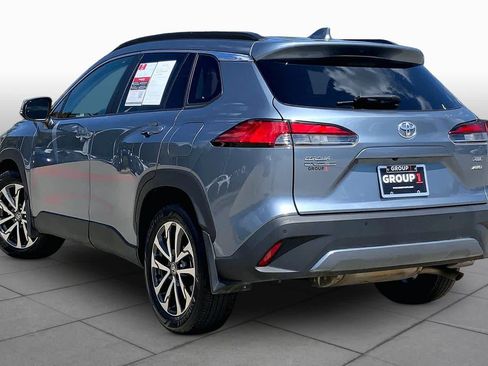 Used 2023 Toyota Corolla Cross XLE w/ Convenience Package AWD/4WD image 12