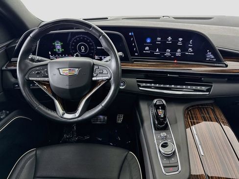 Used 2023 Cadillac Escalade Premium Luxury AWD/4WD image 24