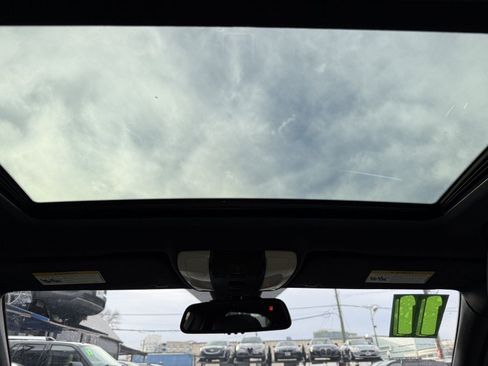 Used 2011 Mercedes-Benz C 300 4MATIC Sedan image 26