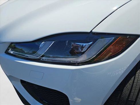 New 2026 Jaguar F-PACE R-Dynamic S image 29