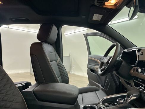 New 2026 GMC Canyon Denali image 20