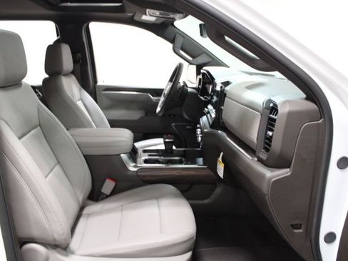 New 2026 GMC Sierra 1500 SLT w/ SLT Premium Plus Package image 27