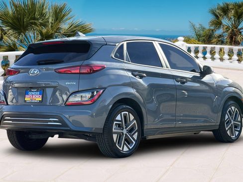 Used 2023 Hyundai Kona SE w/ Cargo Package image 4