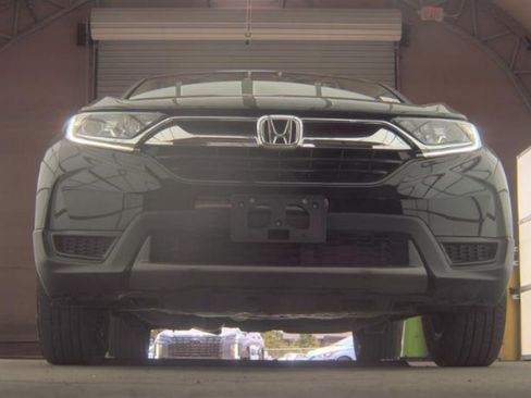 Used 2019 Honda CR-V LX image 3