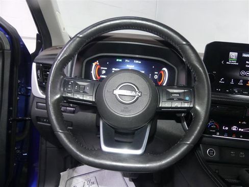 Used 2023 Nissan Rogue Platinum w/ Platinum Premium Package AWD/4WD image 30