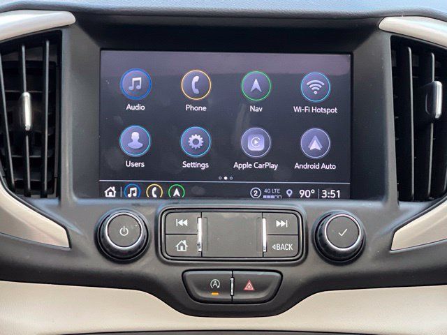 Used 2023 GMC Terrain Denali w/ Denali Premium Package AWD/4WD image 10