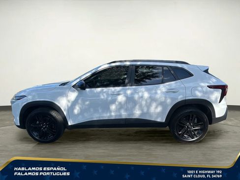 Used 2024 Chevrolet Trax ACTIV w/ Driver Confidence Package FWD image 3