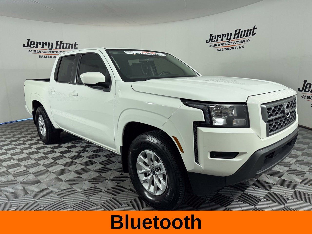 Used 2024 Nissan Frontier SV RWD image 6