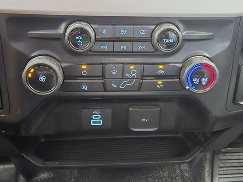 Used 2024 Ford F250 XL AWD/4WD image 19