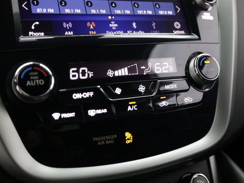 Used 2021 Nissan Murano S FWD image 19