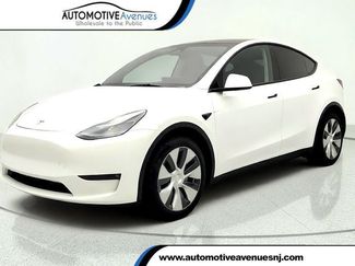 Used 2023 Tesla Model Y Long Range AWD/4WD video 1