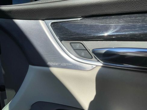 Used 2020 Cadillac XT6 Premium Luxury FWD image 10