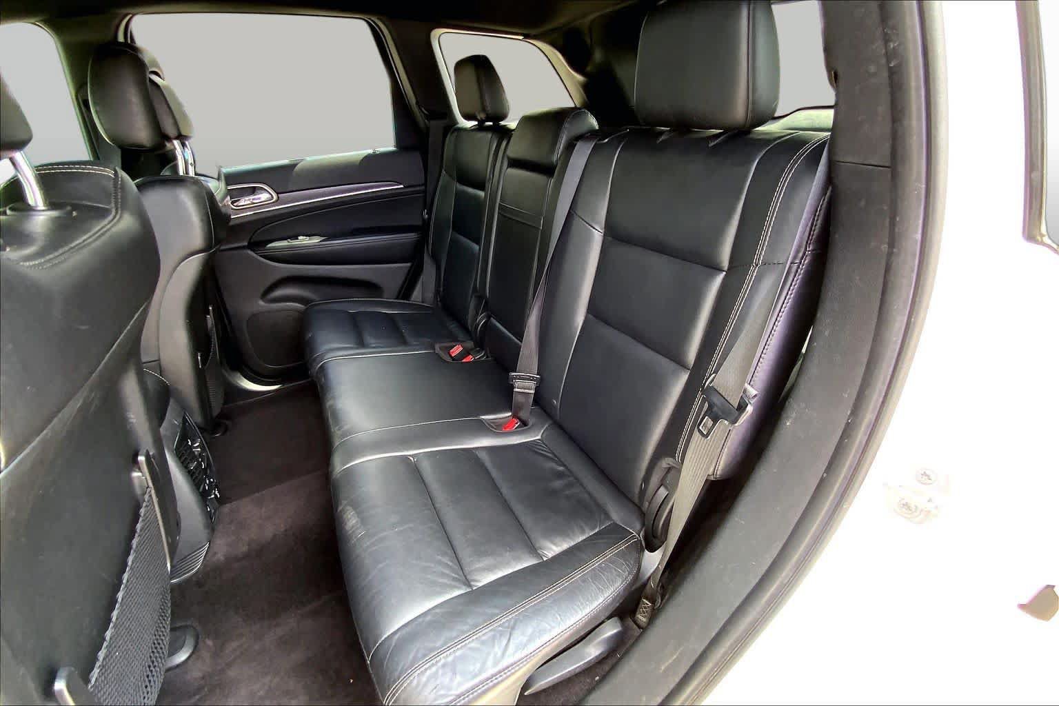 Used 2017 Jeep Grand Cherokee Limited AWD/4WD image 21