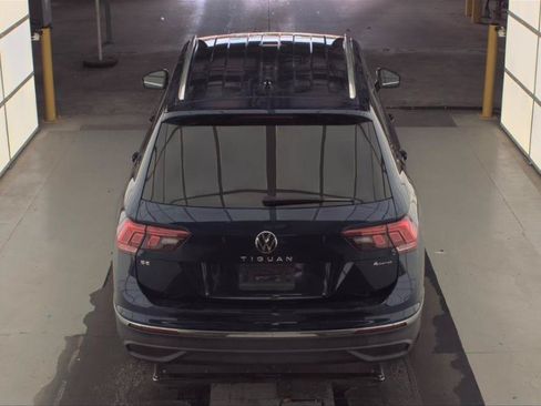 Used 2022 Volkswagen Tiguan SE AWD/4WD image 10