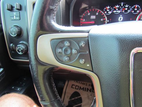 Used 2015 GMC Sierra 2500 Denali w/ Duramax Plus Package AWD/4WD image 23