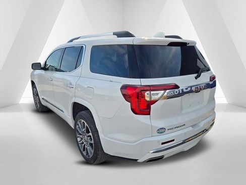 Used 2022 GMC Acadia Denali w/ Denali Technology Package image 5