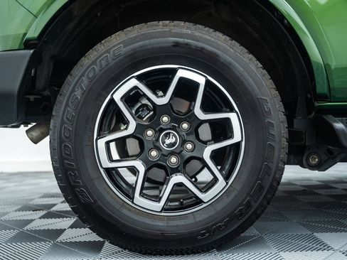 Used 2025 Ford Bronco Outer Banks AWD/4WD image 21