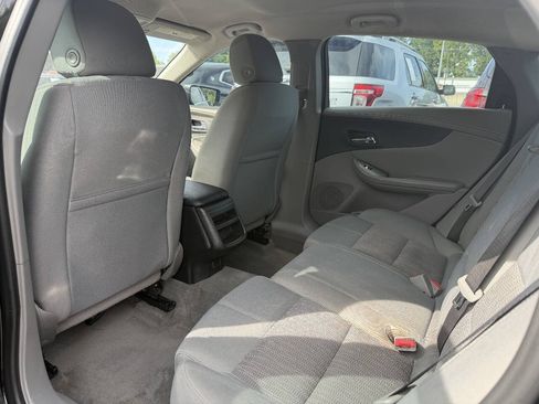 Used 2017 Chevrolet Impala LS FWD image 9