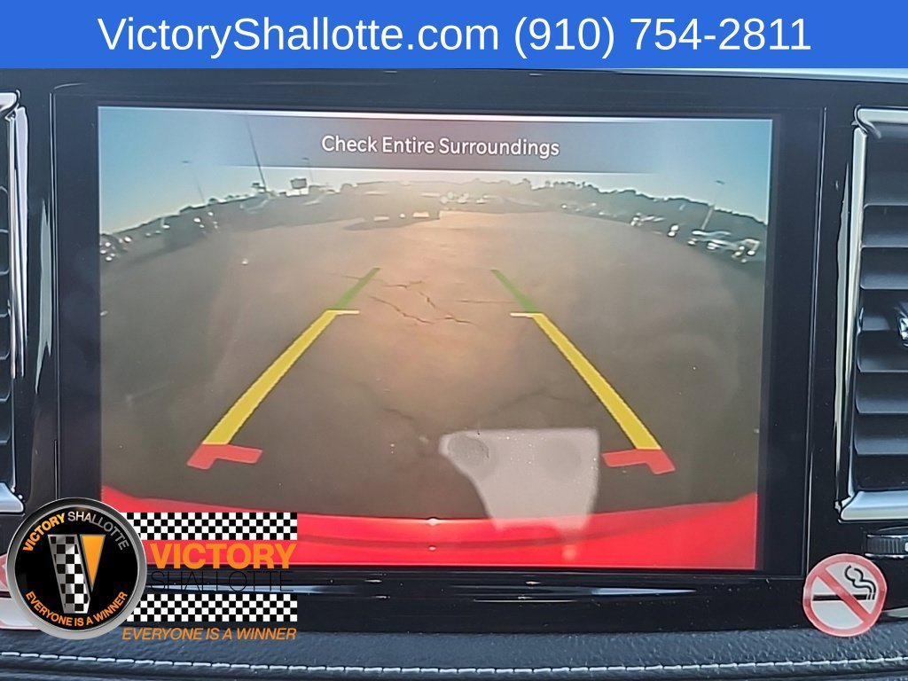 Used 2025 Chrysler Pacifica Limited FWD image 8