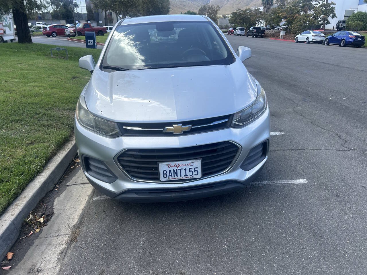 Used 2017 Chevrolet Trax LS AWD/4WD image 9