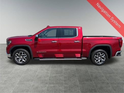 Used 2023 GMC Sierra 1500 SLT w/ SLT Premium Package AWD/4WD image 3