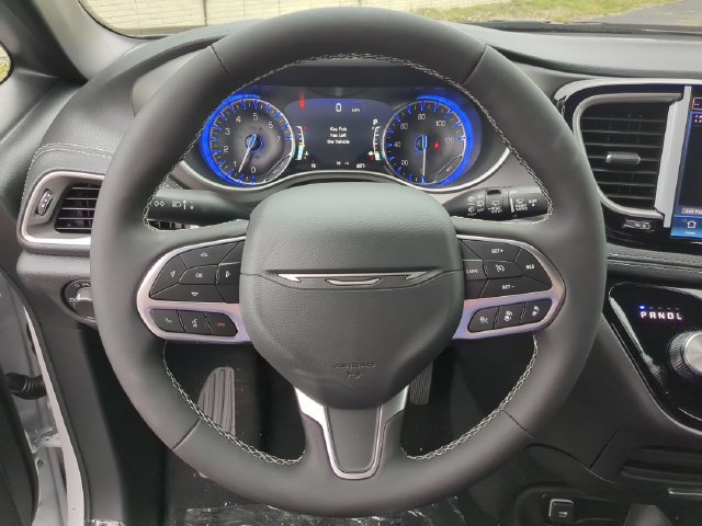 New 2027 Chrysler Pacifica Select FWD image 20