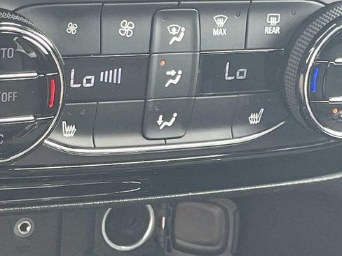 Used 2023 Buick Encore GX Select FWD image 20