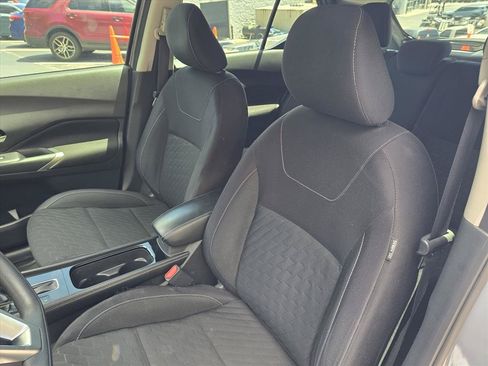 Used 2023 Nissan Kicks SV FWD image 12