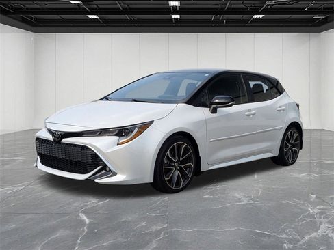 Used 2022 Toyota Corolla XSE image 1