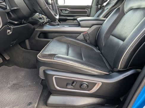 Used 2024 RAM 1500 Laramie AWD/4WD image 15