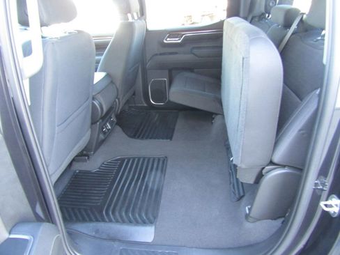 Used 2023 Chevrolet Silverado 1500 RST image 32