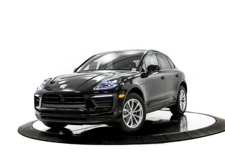 New 2026 Porsche Macan AWD/4WD video 1