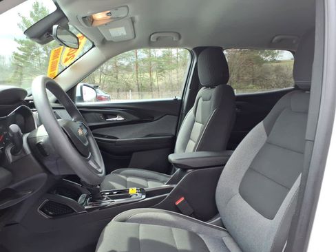 Used 2023 Chevrolet TrailBlazer LT image 10