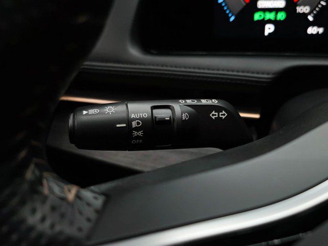 Used 2023 Nissan Ariya FWD image 24