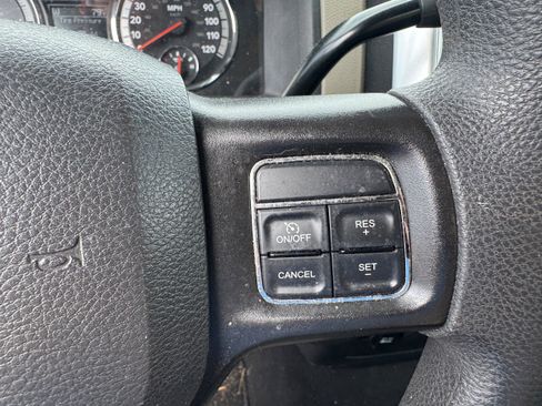 Used 2012 RAM 1500 Classic SLT RWD image 15