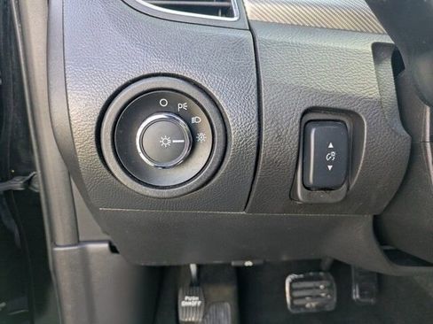 Used 2015 Ford Taurus SHO w/ Equipment Group 401A image 28