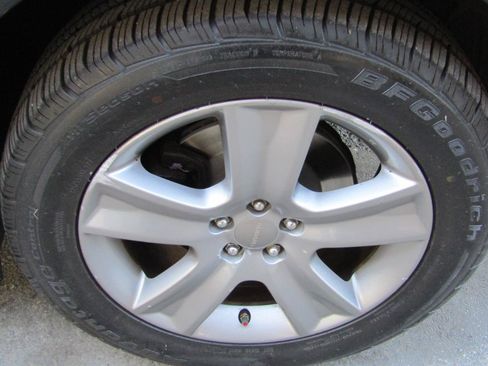Used 2005 Subaru Outback 3.0R L.L. Bean AWD/4WD image 38