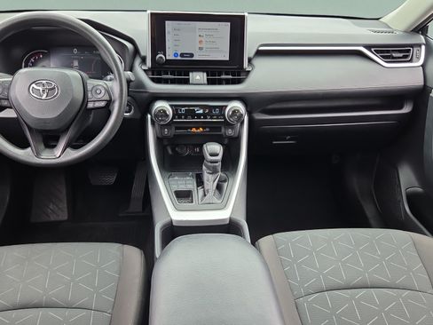 Used 2024 Toyota RAV4 XLE AWD/4WD image 12