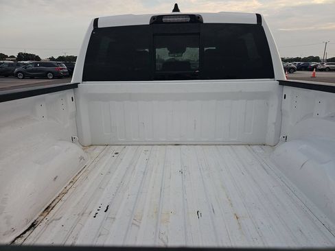 Used 2023 RAM 1500 Laramie AWD/4WD image 19
