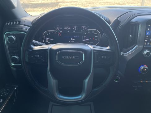 Used 2020 GMC Sierra 1500 SLE w/ SLE Value Package image 16