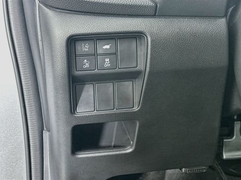 Used 2019 Honda CR-V EX-L image 17